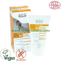 Protector solar en loci�n con color FPS 30 ECO COSMETICS